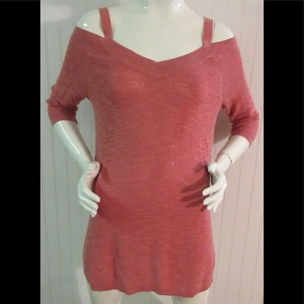 Torrid sweater cold shoulder style salmon color sz 0